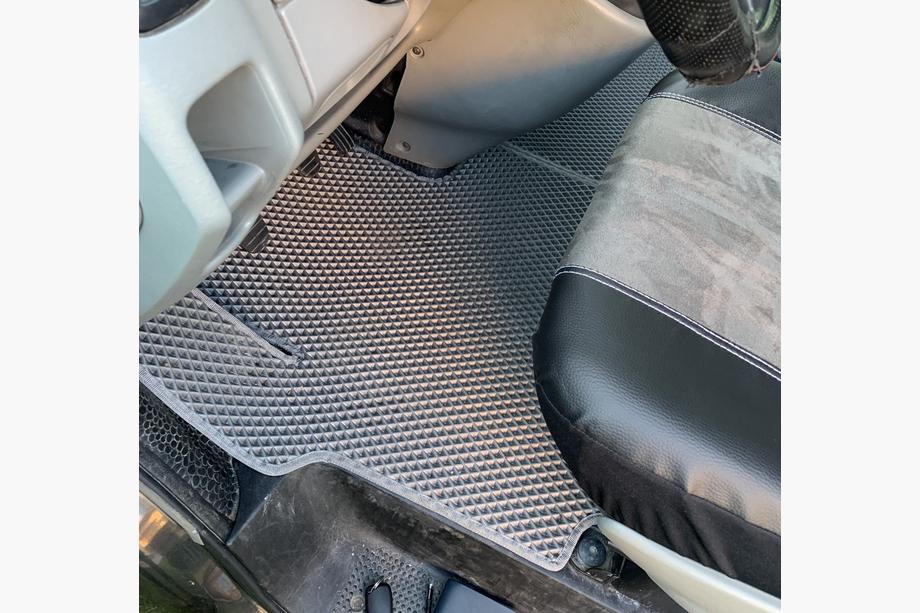 Opel Vivaro 2001–2015 EVA gulvmåtter (grå) 1 + 2 Image