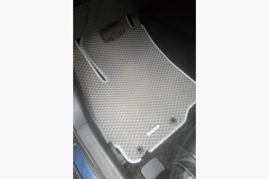 Mitsubishi Outlander 2012–2021 EVA gulvmåtter (grå) Image