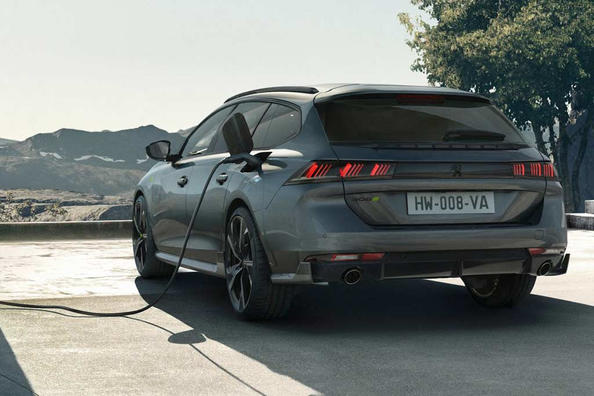 Peugeot gør klar til en performanceversion af hybriden 508 PSE Foto 2