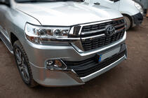 Toyota Land Cruiser 200 2007–2021 Bodykit-sæt 2016-2021 (Executive 2021) Hvid farve foto 2