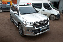 Toyota Land Cruiser 200 2007–2021 Bodykit-sæt 2016-2021 (Executive 2021) Hvid farve foto 5