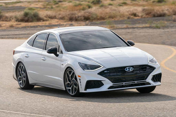 Hyundai præsenterede sportsversionen Sonata N Line
