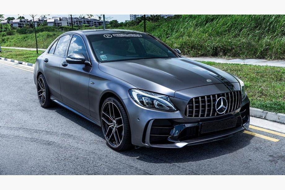 Mercedes C-klasse W205 2014–2021 Bodykit-sæt med komplet bagkofanger (Black Mamba C63GT-design) Foto 3