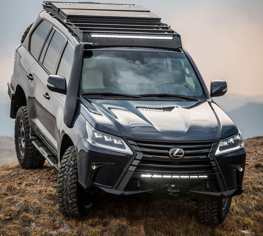 Lexus J201-modifikation: kun piger i mudderet