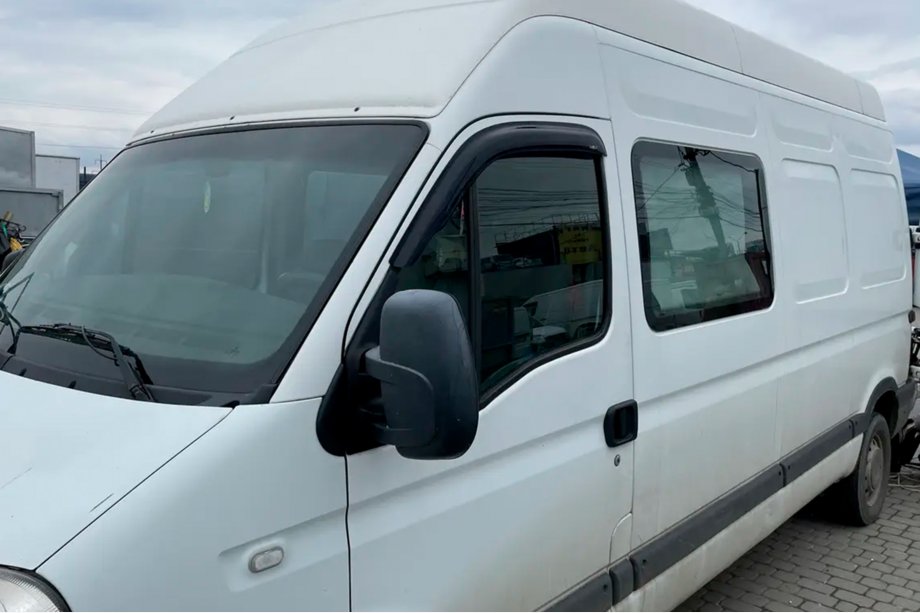 Iveco Daily 2006–2014 Vindafvisere til sideruder (2 stk., HIC) Foto 2