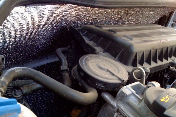 Gør-det-selv-lydisolering af motorrummet