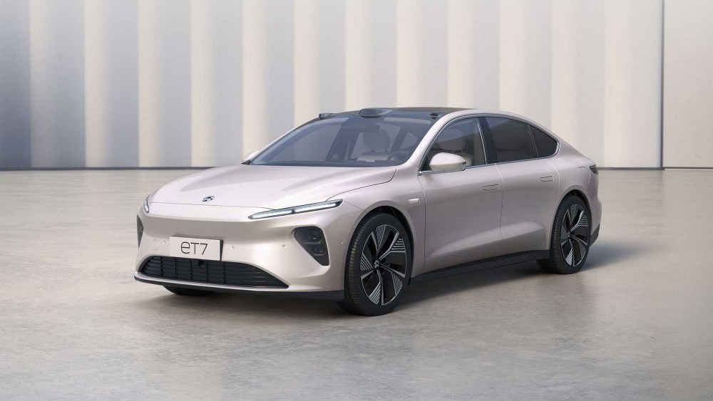 Kineserne lancerer elektrisk sedan med op til 1000 km rækkevidde