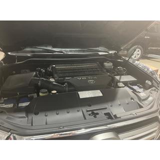 Plastafdækning under intercooler til 4.5 diesel Toyota Land Cruiser 200 2007–2021 foto 2