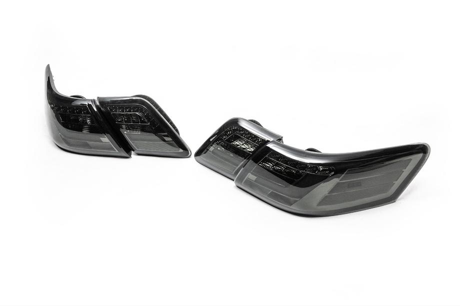Toyota Camry 2006–2011 Baglygter (2 stk., LED, sort) Image