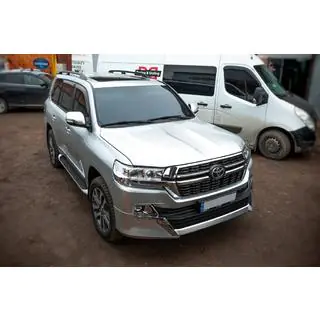 Kølergrill 2016-2021 (design 2021) Toyota Land Cruiser 200 2007–2021 foto 4