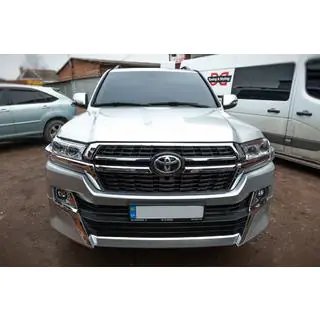 Kølergrill 2016-2021 (design 2021) Toyota Land Cruiser 200 2007–2021 foto 2