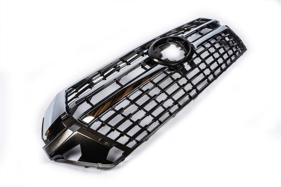 Toyota Land Cruiser 200 2007–2021 Kølergrill 2016-2021 (design 2021) Foto 10