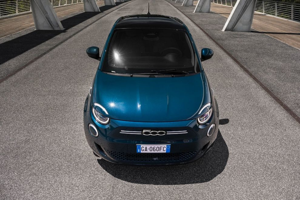 Test af den elektriske subkompakte hatchback Fiat 500e