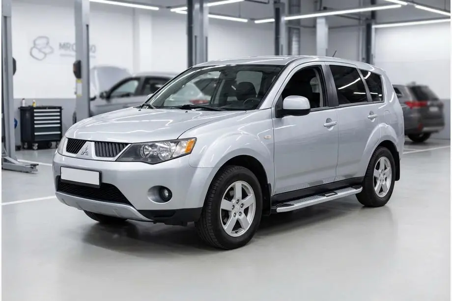 Mitsubishi Outlander 2006–2012 Mevsim Grey sidetrin (2 stk., aluminium) Image