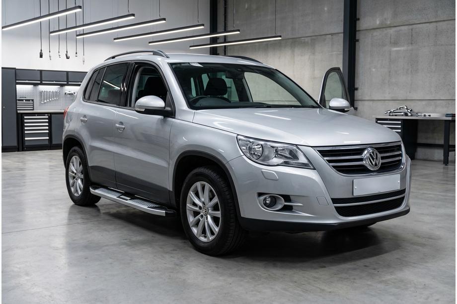 Volkswagen Tiguan 2007–2016 Mevsim Grey sidetrin (2 stk., aluminium) Image