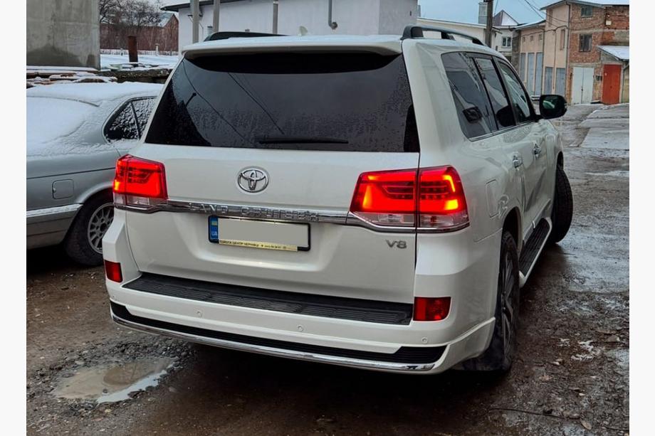 Toyota Land Cruiser 200 2007–2021 Bagkofanger 2016+ til lakering (Kina) Image