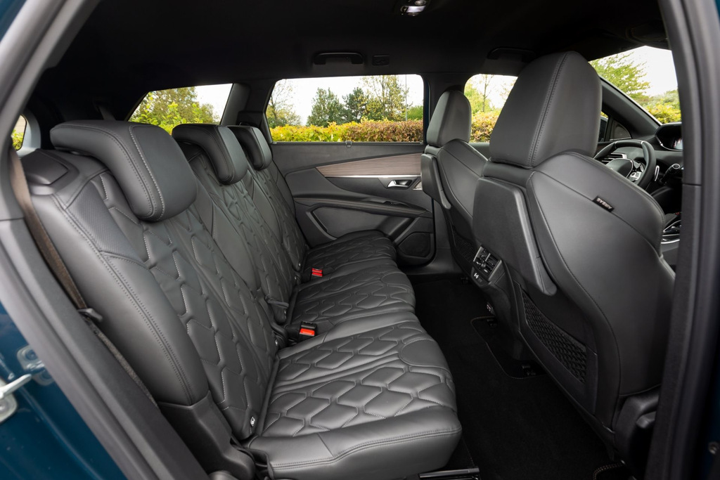 Test af den opdaterede 2. generations Peugeot 5008-crossover