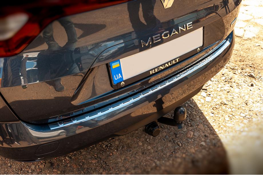 Renault Megane IV 2016–2025 Bagkofangerbeskytter Carmos (SW, rustfrit stål) Foto 6
