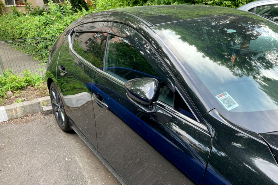 Mazda 3 2019– Vindafvisere til vinduer HB (4 stk., HIC) Image
