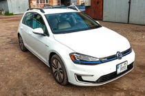 Volkswagen Golf 7/E-Golf 2012–2020 OmsaLine Solid tagrælinger (2 stk., sorte) foto 8