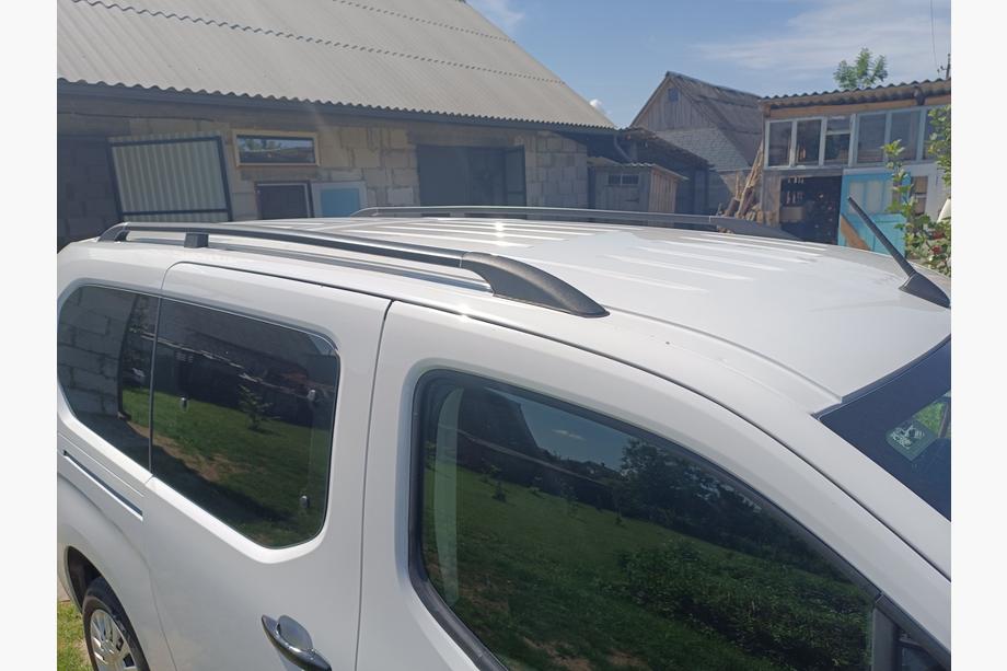 Peugeot Partner/Rifter 2019– OmsaLine Solid tagrælinger (2 stk., sorte) Image