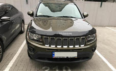 Jeep Compass 2006–2016 Motorhjelmsdeflektor 2010-2016 (VIP) foto 1