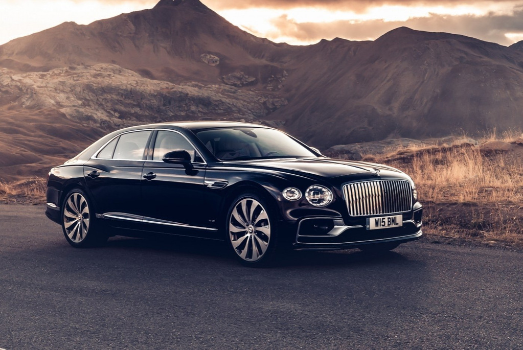 Test af den firehjulstrukne luksussedan Bentley Flying Spur