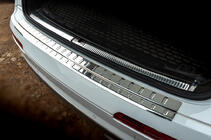 Audi Q7 2015–2026 Bagkofangerbeskytter Carmos (rustfrit stål) foto 1