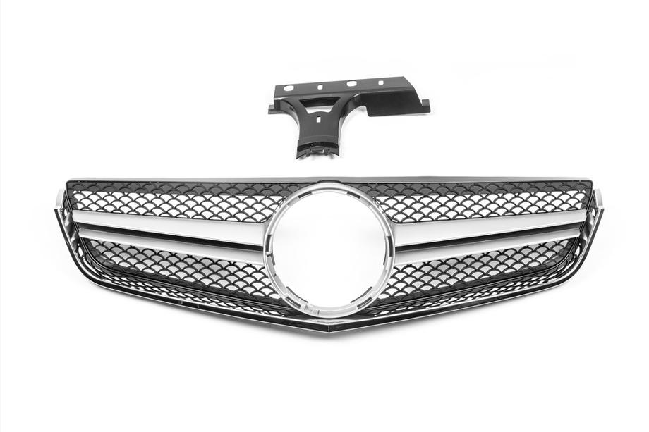 Mercedes E-class Coupé C207 2010–2017 Frontgrill (2009-2013, AMG Silver) Foto 2