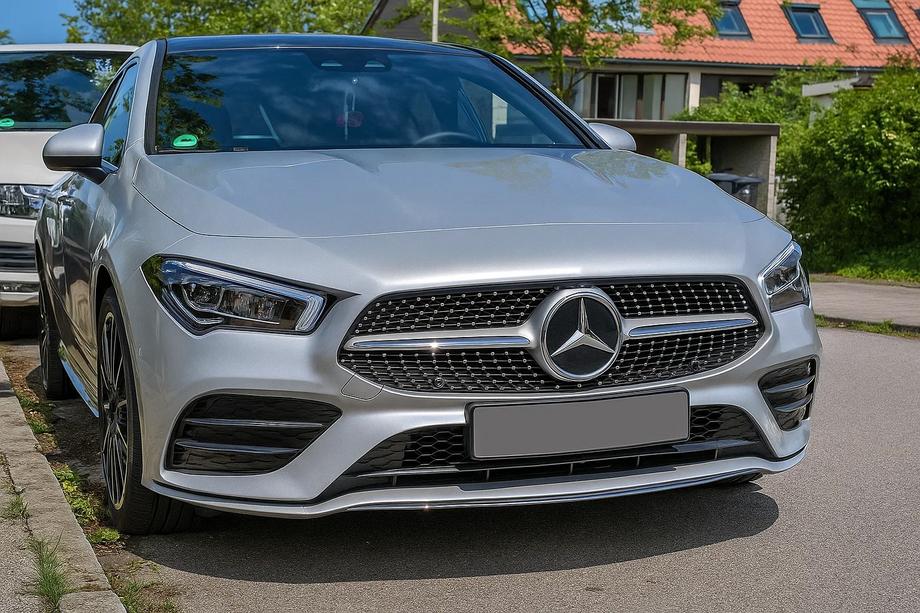 Mercedes CLA C118 2019– Frontgrill Diamond Silver (til 2019-2022) Image