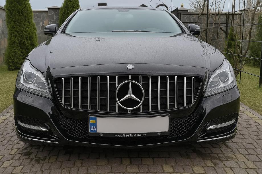 Mercedes CLS C218 2011–2018 Frontgrill 2011-2014 (GT Panamericana) Foto 2