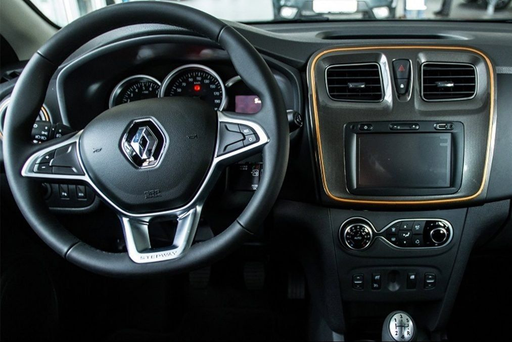 Crossover-stationcar Renault Logan MCV Stepway