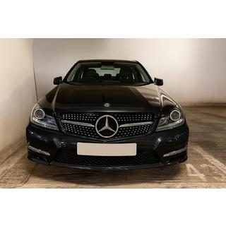 Frontgrill Diamond Silver Mercedes C-class W204 2007–2015 foto 3