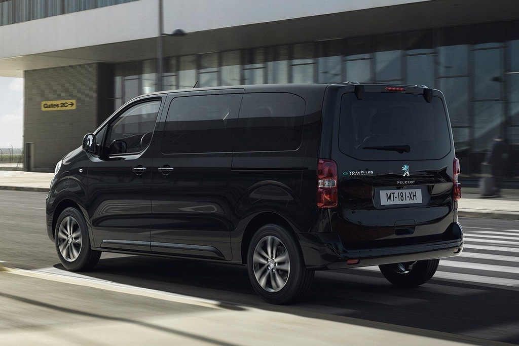 Test af den elektriske minivan Peugeot e-Traveller