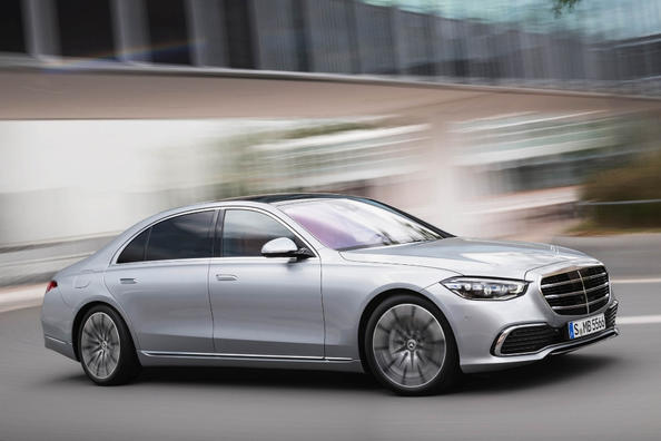 Ny generation af den premium Mercedes-Benz S-Class sedan