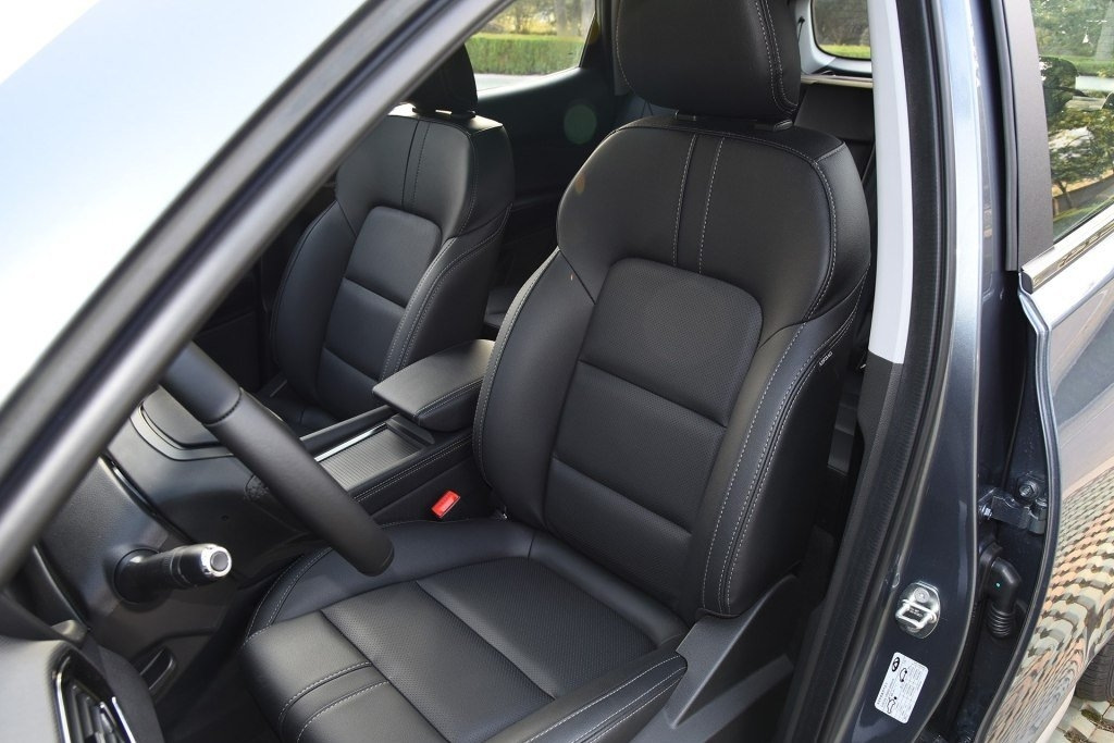 Opdateret urban crossover Chery Tiggo 4