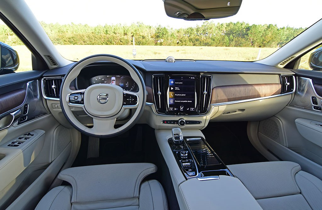 Faceliftet Volvo S90 sedan