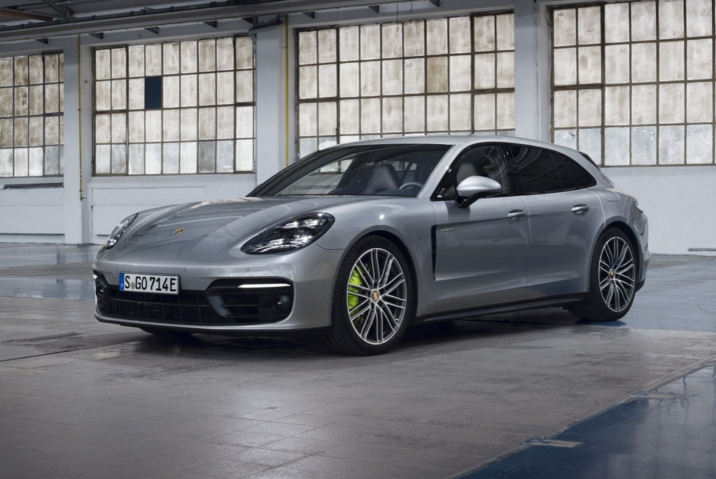 Test af firehjulstrukne Porsche Panamera Sport Turismo