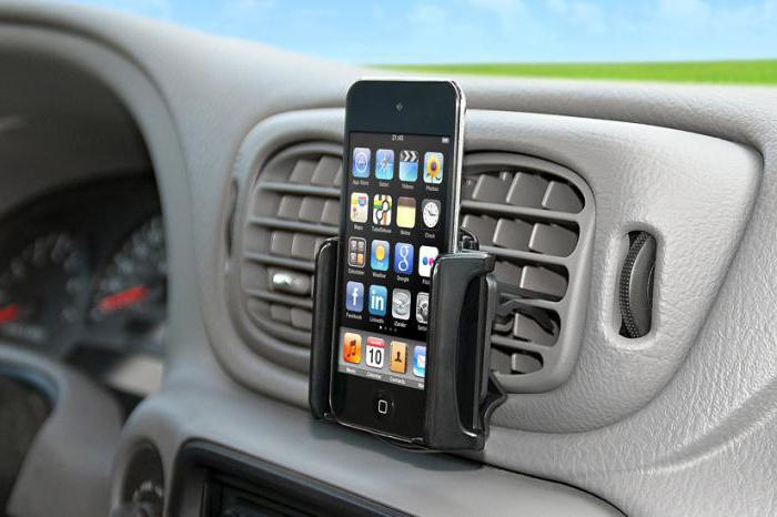 Sådan vælger du den rigtige smartphoneholder til bilen