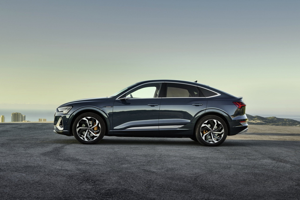 Coupéformet el-crossover med firehjulstræk: Audi e-tron Sportback