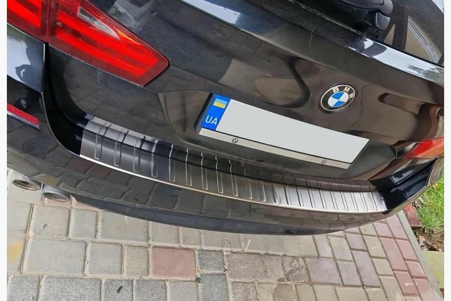 BMW 5-serie F10/F11 2010–2016 Carmos bagkofangerbeskytter (SW, rustfri stål) Foto 1