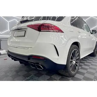 Bageste diffuser med udstødningstipper GLE63 Black (2018-2026) foto 1