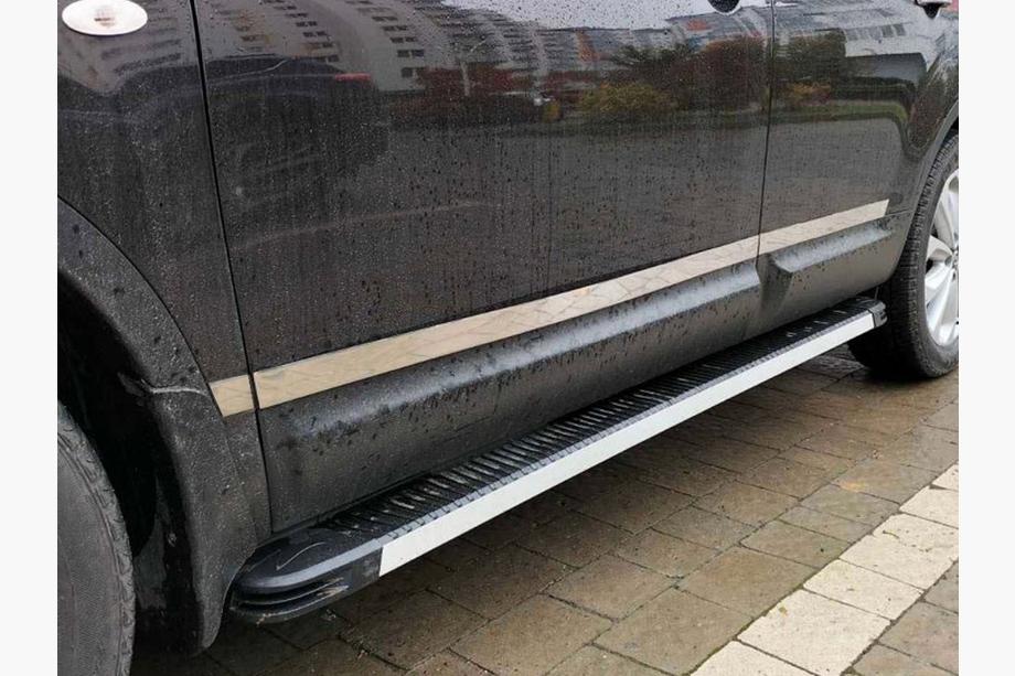 Nissan Qashqai 2010–2014 Carmos dørlist (4 stk., rustfrit stål) Carmos, +2 (lang) Image