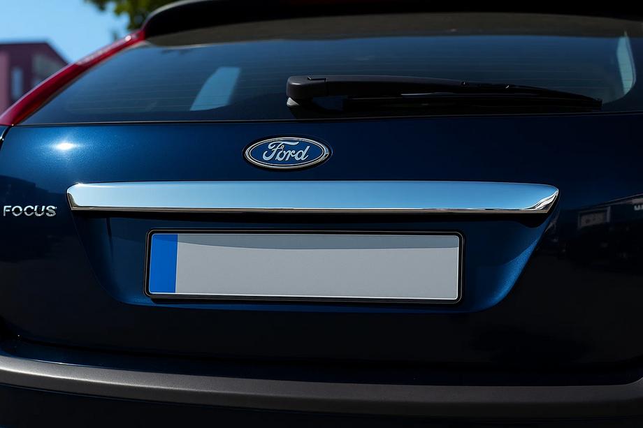 Ford Focus II 2005–2008 Bagklapliste i rustfrit stål (HB) Carmos - Tyrkisk stål Image