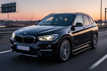BMW X1 F48 2015–2022 Allmond Black sidetrin (2 stk., aluminium) foto 1