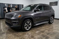 Jeep Compass 2016– Sidetrin Maydos V2 (2 stk., aluminium) foto 1
