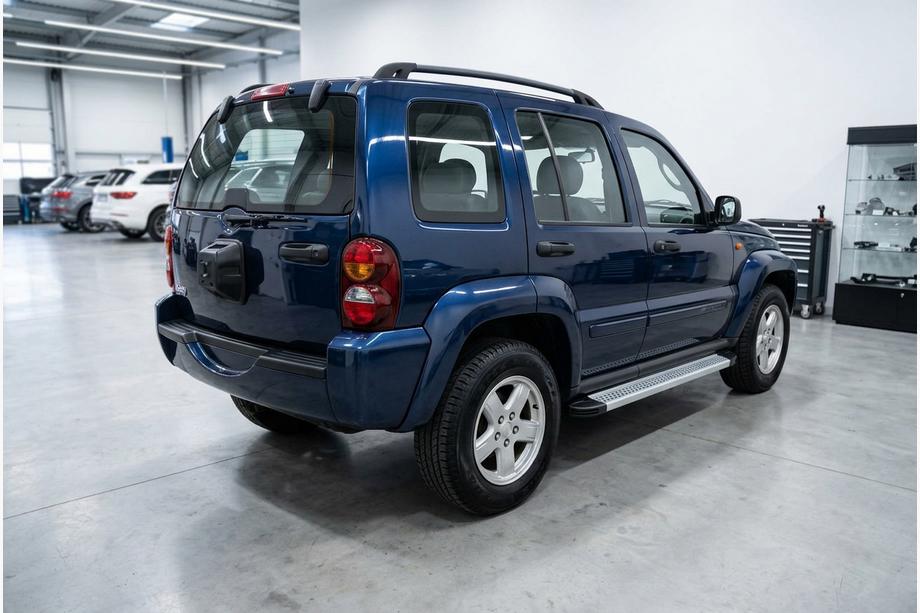 Jeep Cherokee/Liberty 2002–2007 Sideskørter Maya V2 (2 stk., aluminium) Image