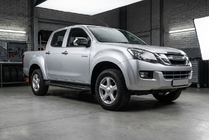 Isuzu D-Max 2011–2019 Sidetrin Bosphore Black (2 stk., aluminium) foto 1