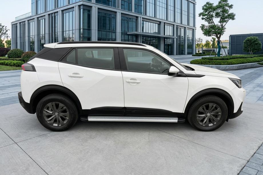 Peugeot 2008 2019– Sideskørter Maya V2 (2 stk., aluminium) Image