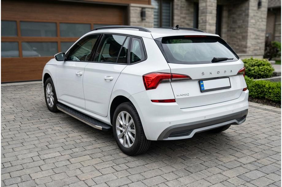 Skoda Kamiq 2019– BlackLine sidetrin (2 stk., aluminium) Image